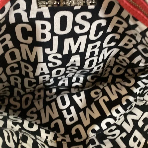 *****PRICE DROP***** EUC MARC JACOBS LEATHER HANDBAG - Picture 5 of 9